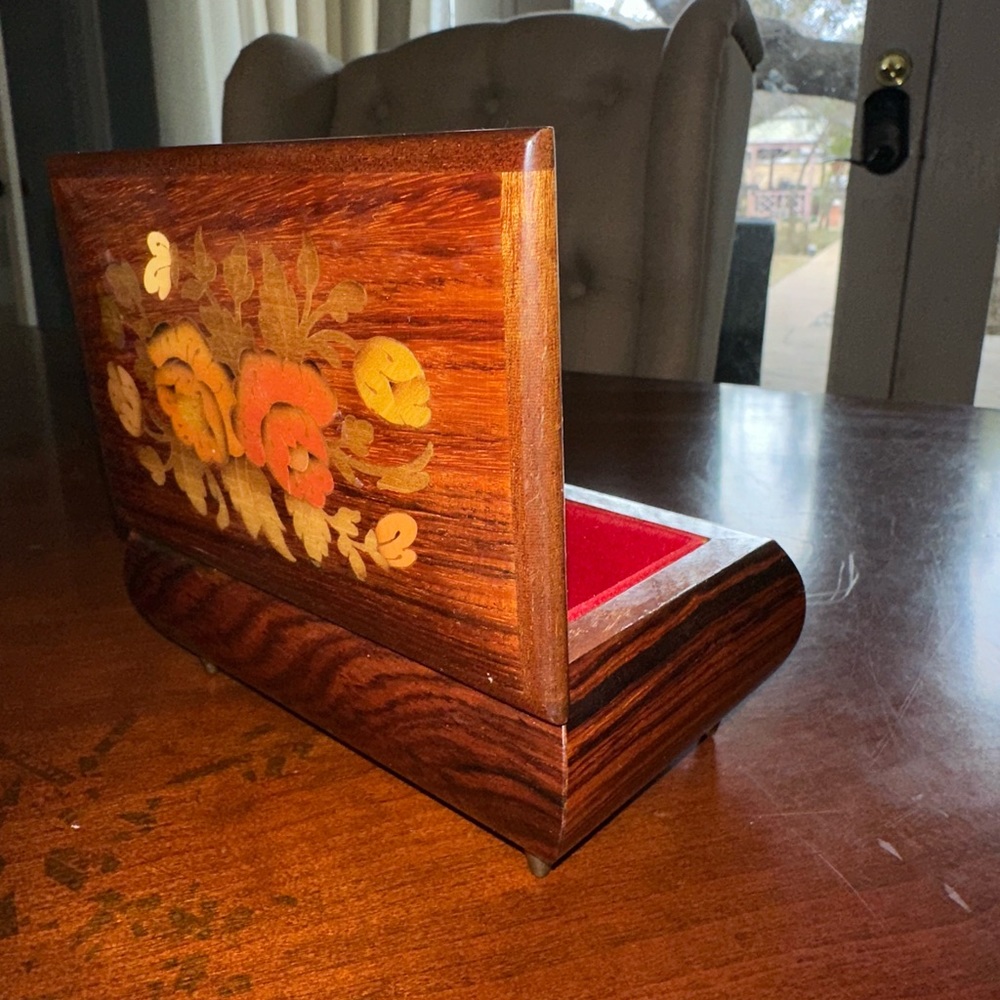 Vintage Reuge Music Box with Inlaid Wood Design Made in Italy Rainbow Connection